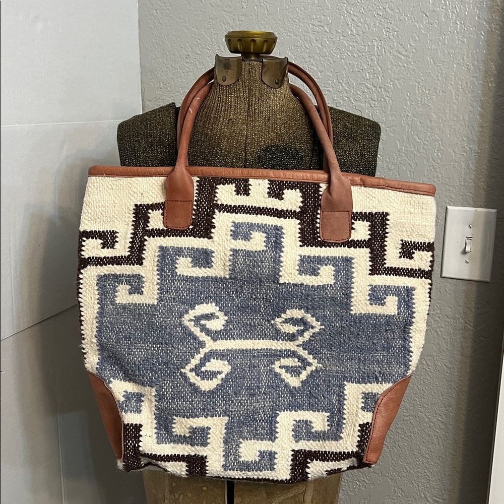 ANTHROPOLOGIE MO&CO. LEATHER & WOOL LARGE TOTE BAG - Picture 3 of 16